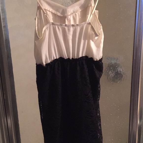 NWOT dress - Picture 3 of 3